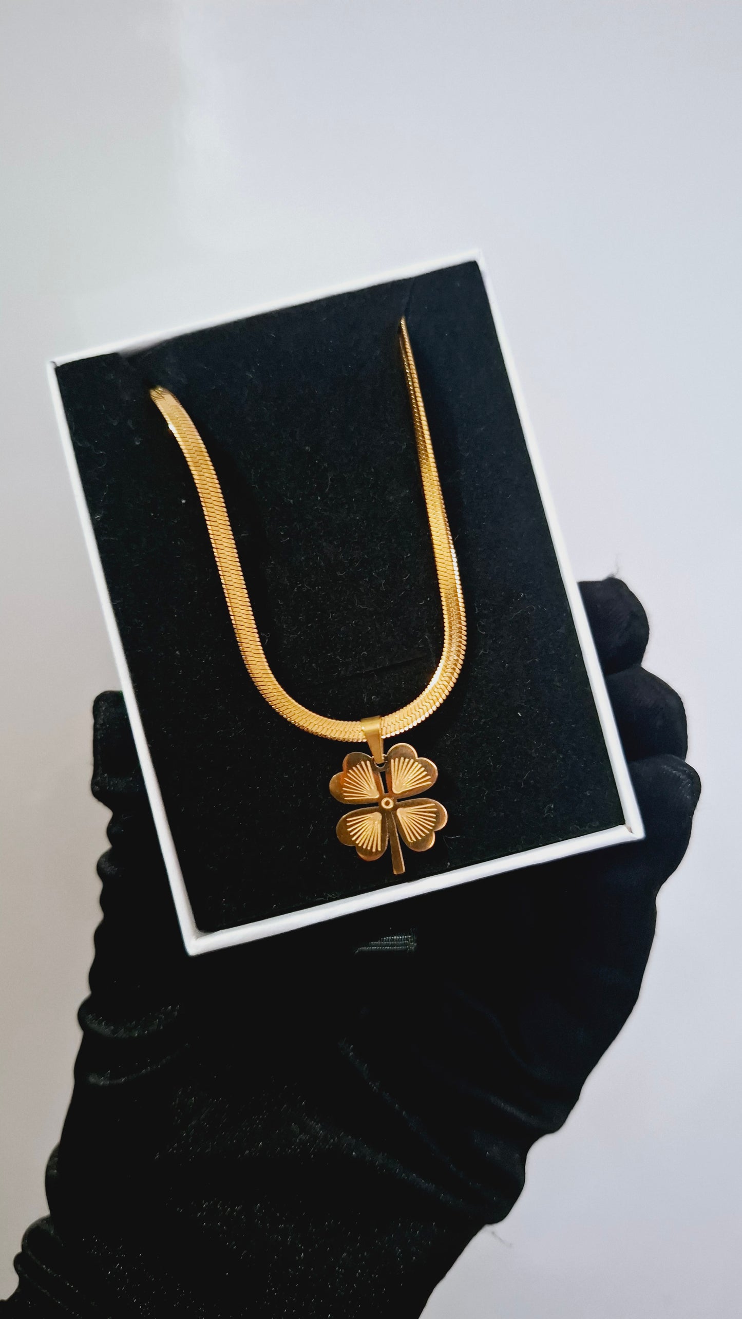 Snake Necklace with Clover Pendant