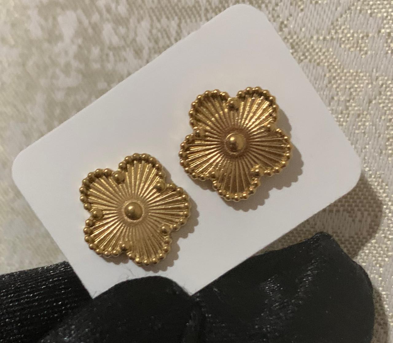 Signature Studs Collection