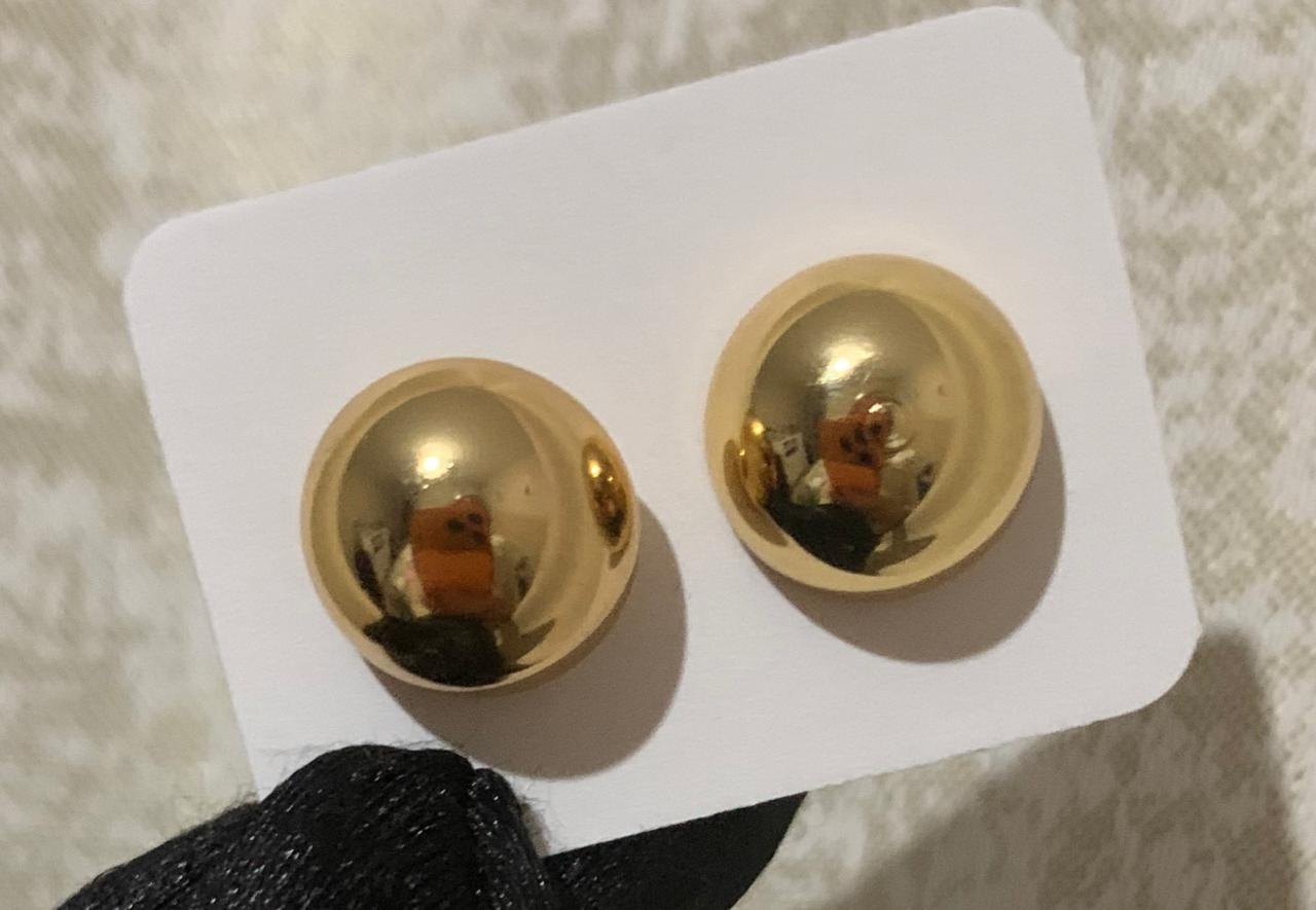 Signature Studs Collection