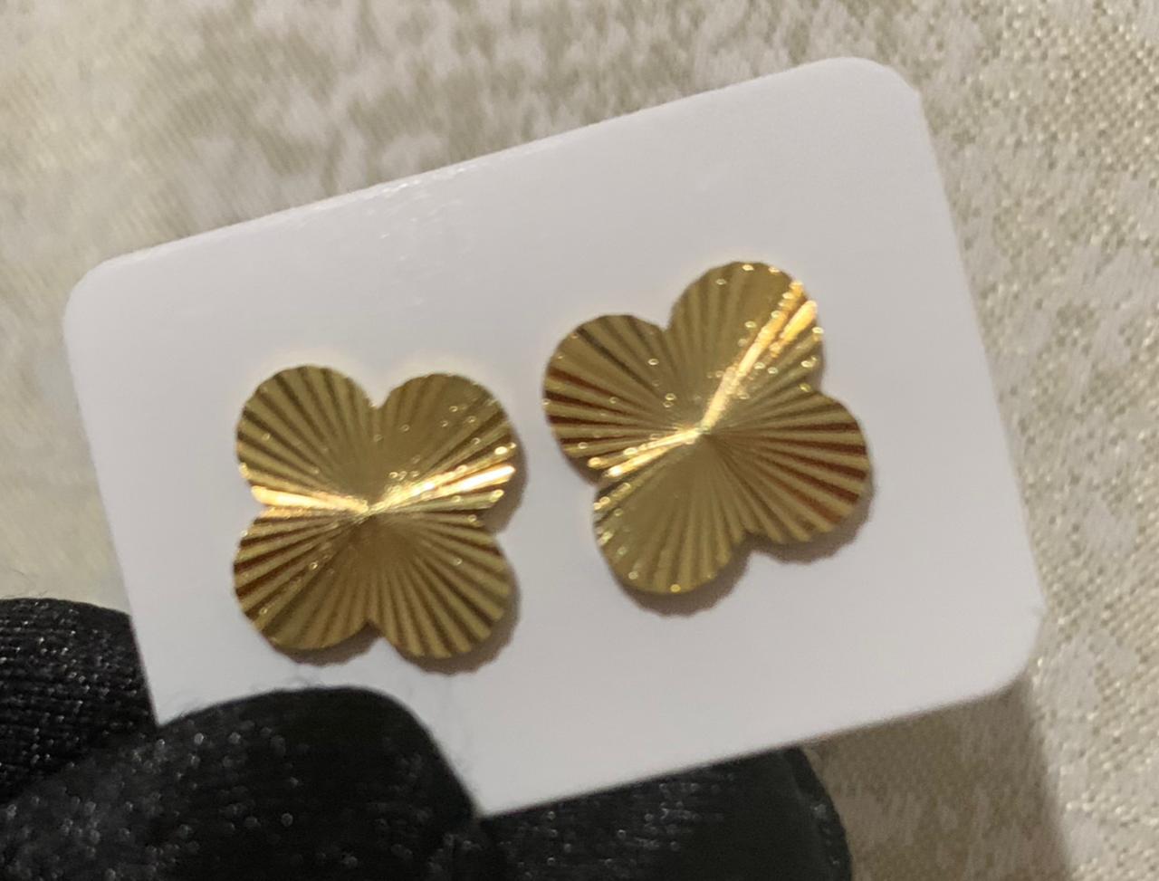 Signature Studs Collection