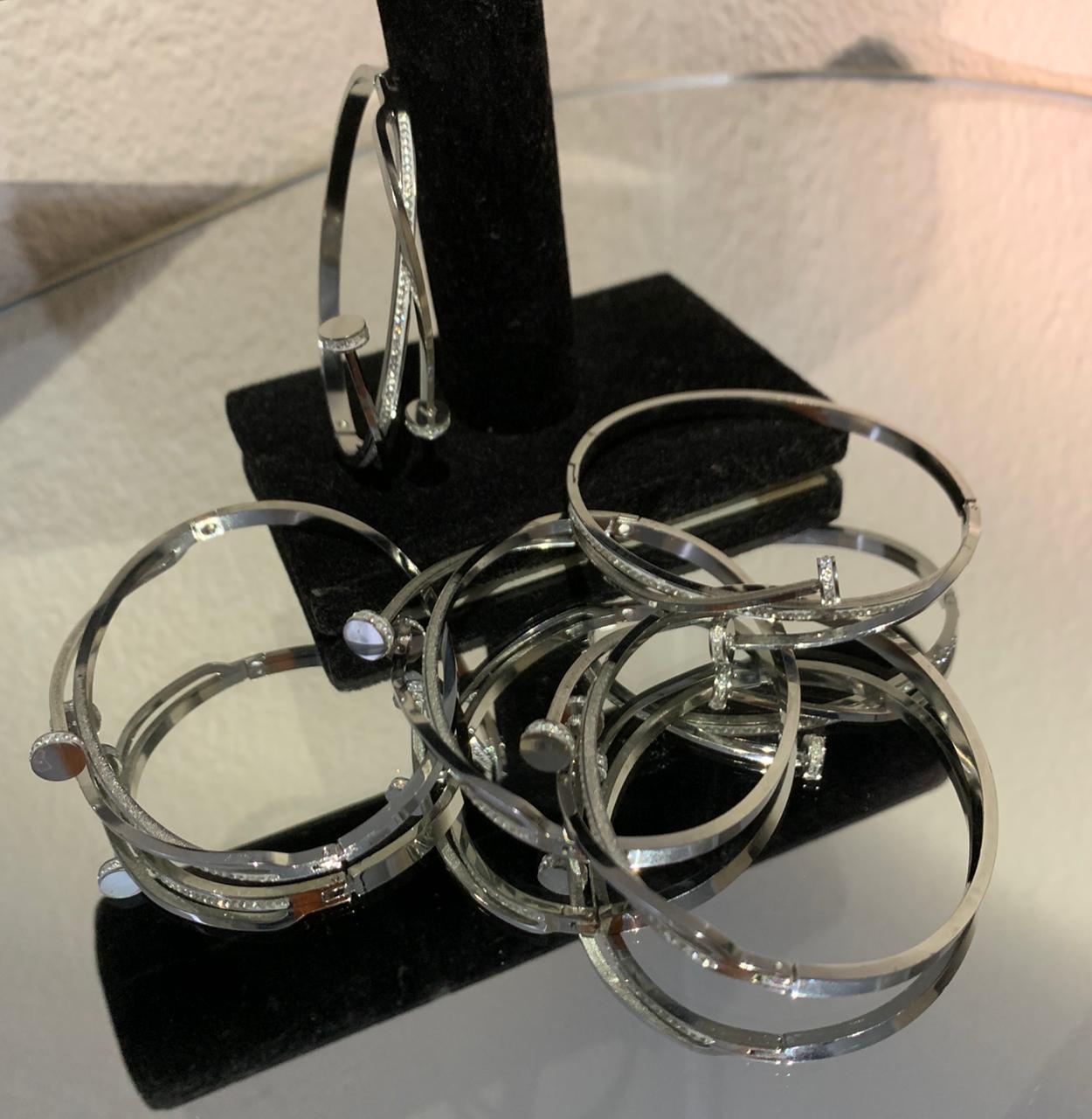 Crossover Bangle