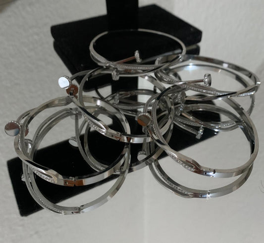 Crossover Bangle