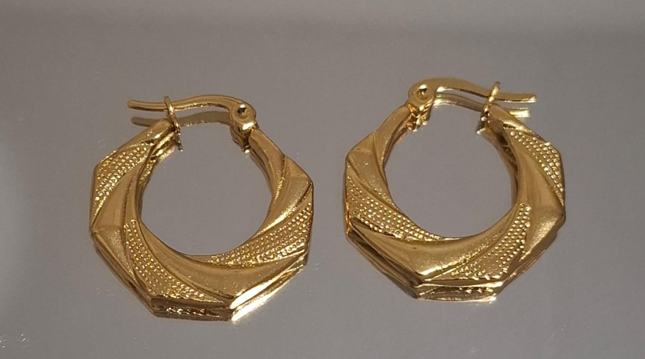 Signature Earrings Collection