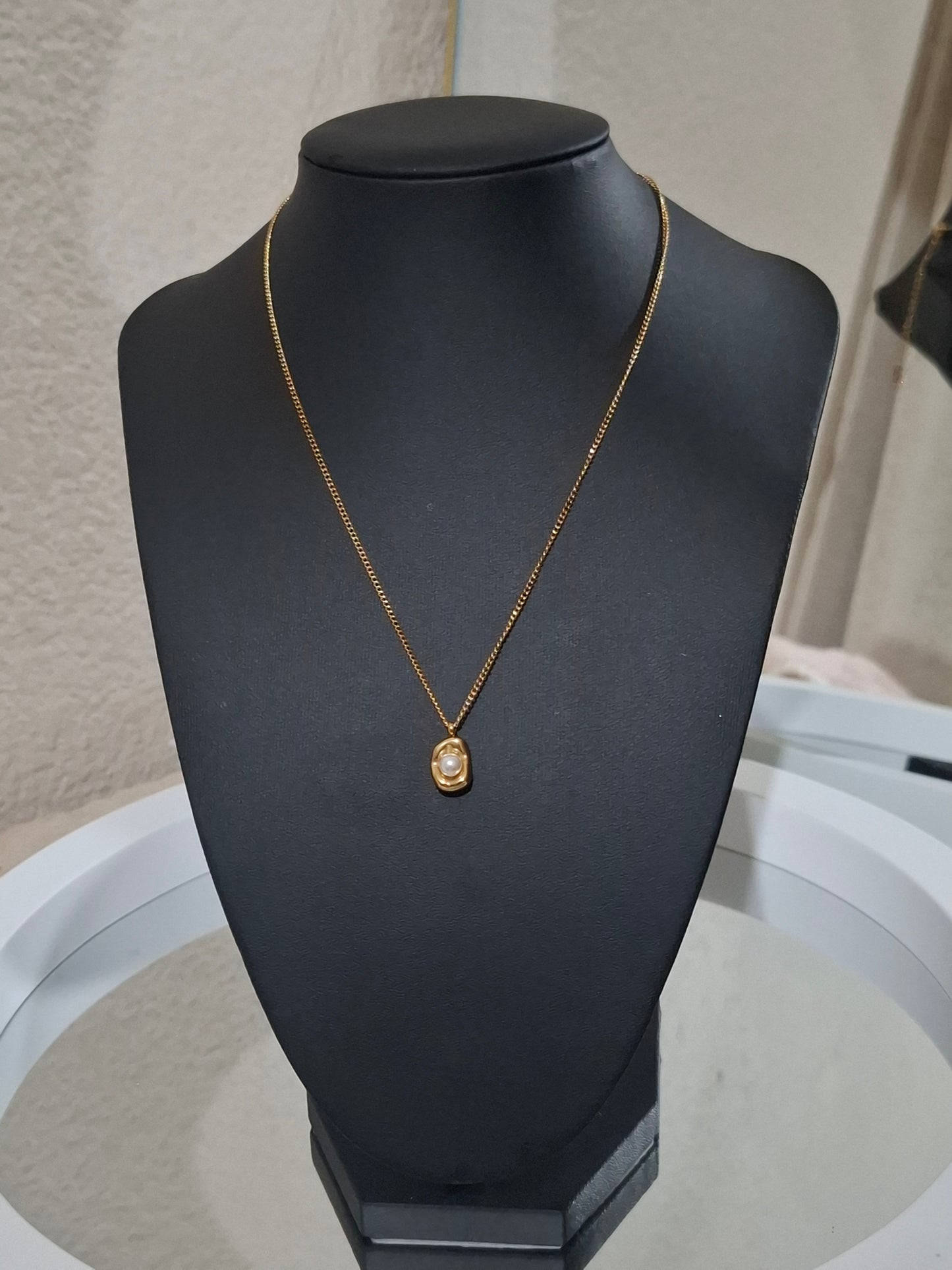 Necklace Collection Golden