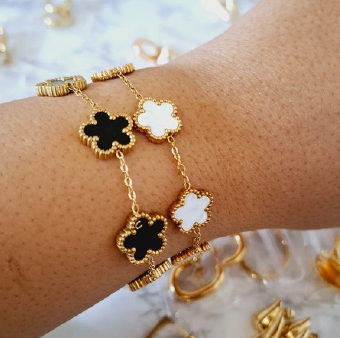 Clover Charm Bracelet (Stainless Steel)