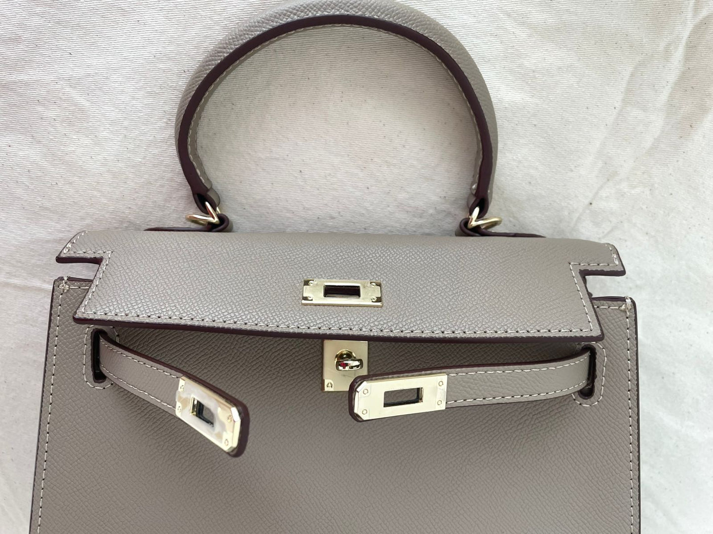 Classic Kelly-Inspired Bag