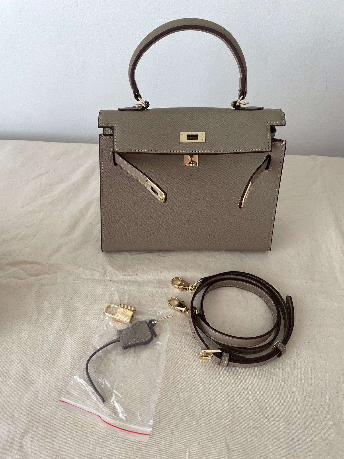 Classic Kelly-Inspired Bag