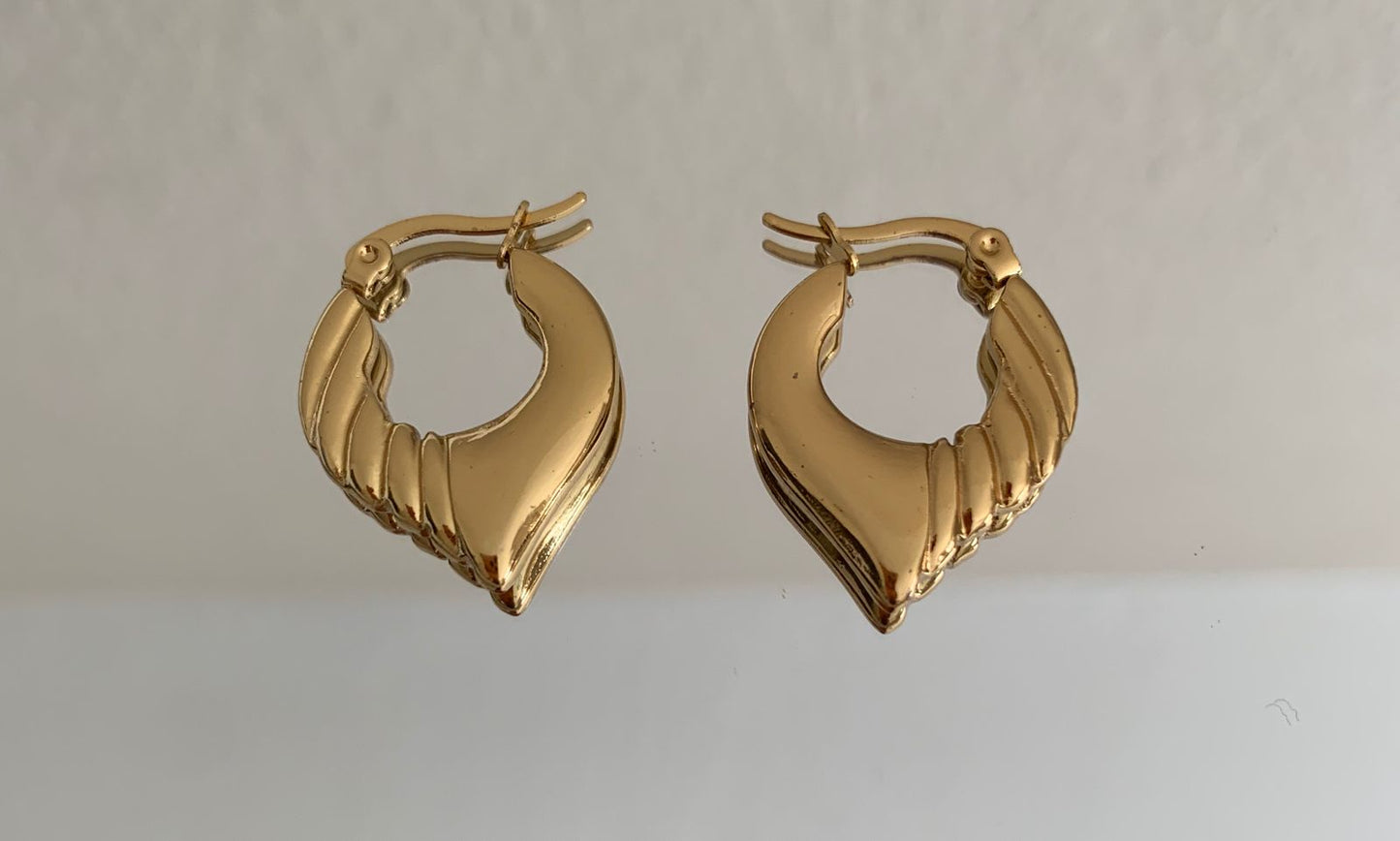 Signature Earrings Collection
