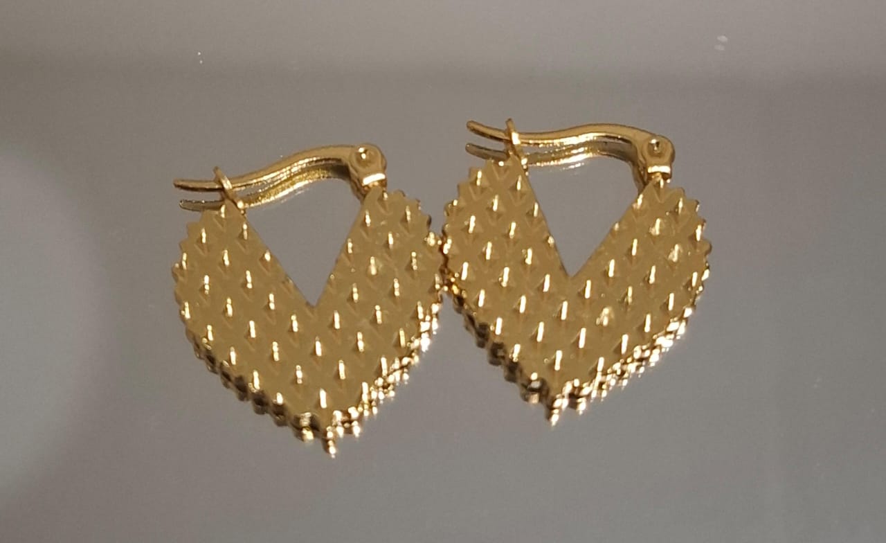 Signature Earrings Collection